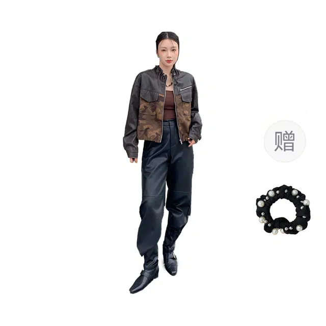 雾闪闪 欧洲站设计感立领撞色拼皮迷彩鹿皮绒外套女时尚夹克上衣皮衣 女款