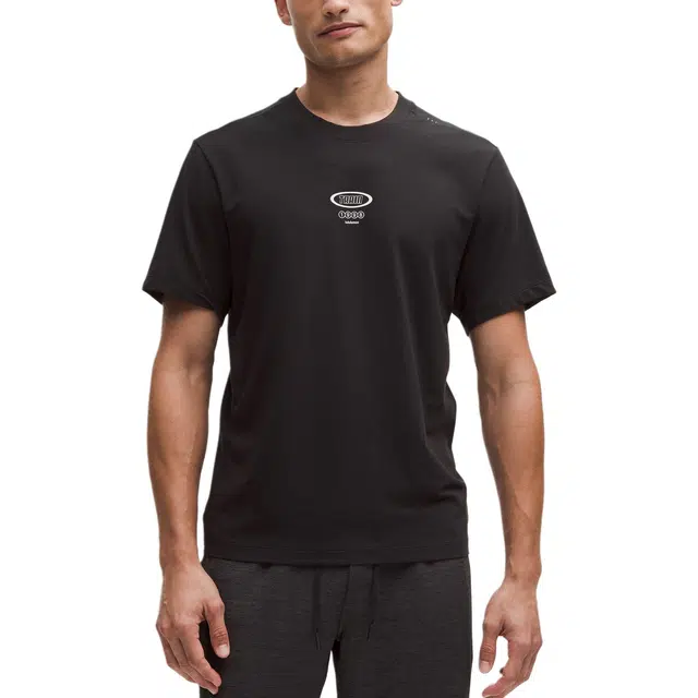 lululemon Zeroed In T