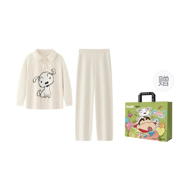 Gongdie x Crayon Shin-chan Cozy Pajama Set