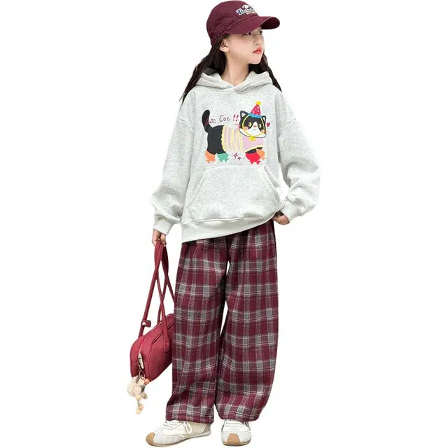 蓝彩何卫衣 圣诞帽猫咪可爱卡通休闲秋冬连帽款男女童百搭外套