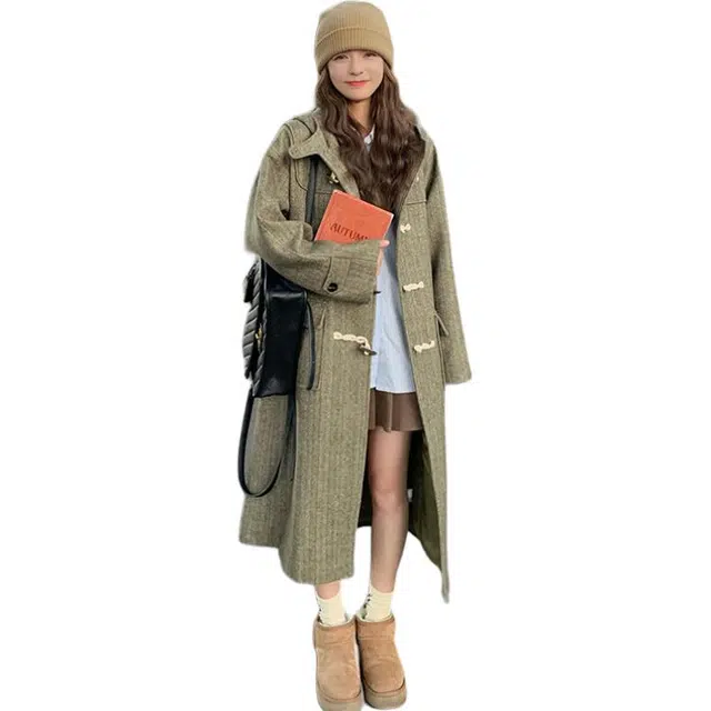 稻草人 人字纹羊毛外套流行韩系牛角扣毛呢大衣 女款