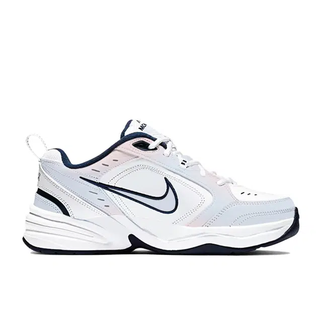 Nike Air Monarch 4