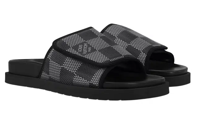 LOUIS VUITTON Miami Damier