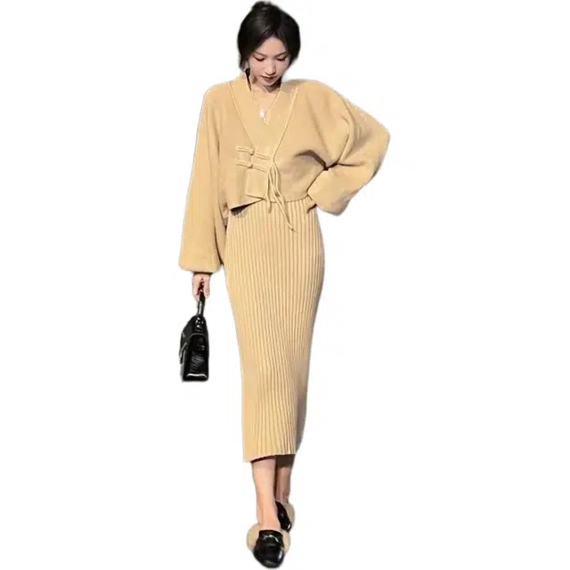 纤丝鸟 法式风格温柔显瘦精致时尚复古减龄气质设计感长袖连衣裙 女款