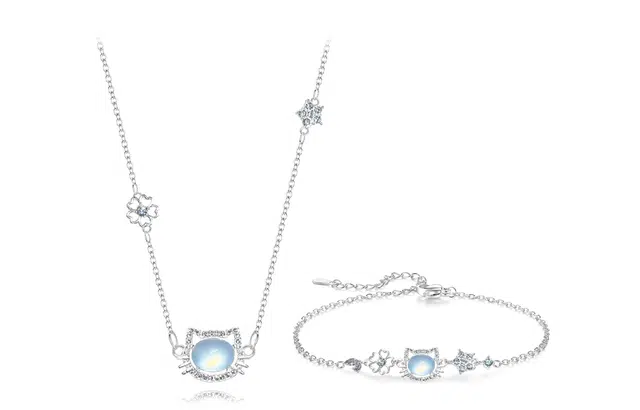 【闪钻可爱猫咪】 牧言 在逃公主系列森系甜美小众设计高级感 精致浪漫璀璨爆闪招财猫星星镂空桃花百搭可调节 好运 琉璃 玉石项链 女款