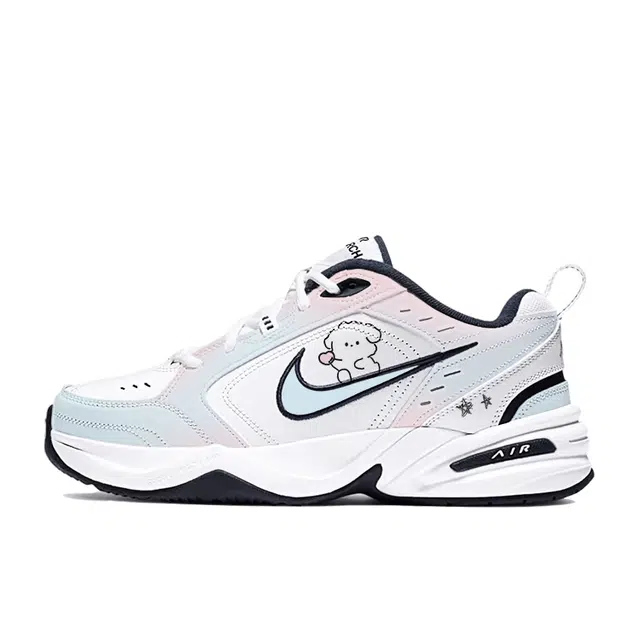 Nike Air Monarch 4