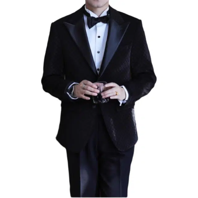 大格子与黑猫 黑色缎面戗驳领塔士多礼服棋盘格纹抗皱修身结婚新郎婚礼西服西装 男款