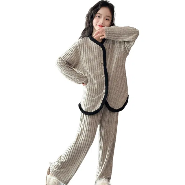 帕兰朵家居服套装 女童时髦洋气舒适高弹柔软保暖坑条毛绒黑边睡衣秋装中大童儿童秋冬女孩两件套青少年