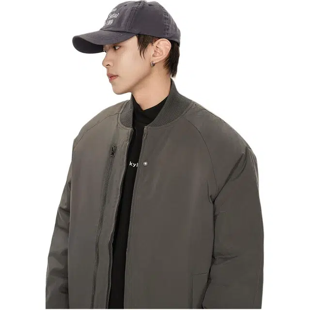 FOMK cleanfitbomber