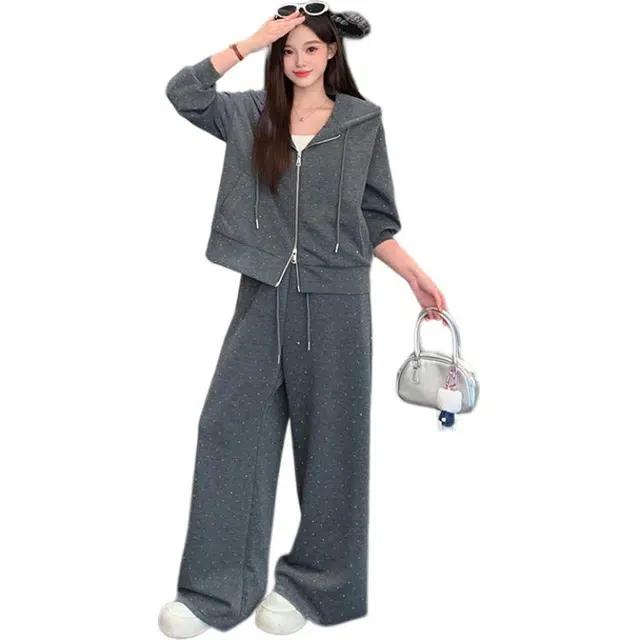 Kiki Clothing Boutique mm