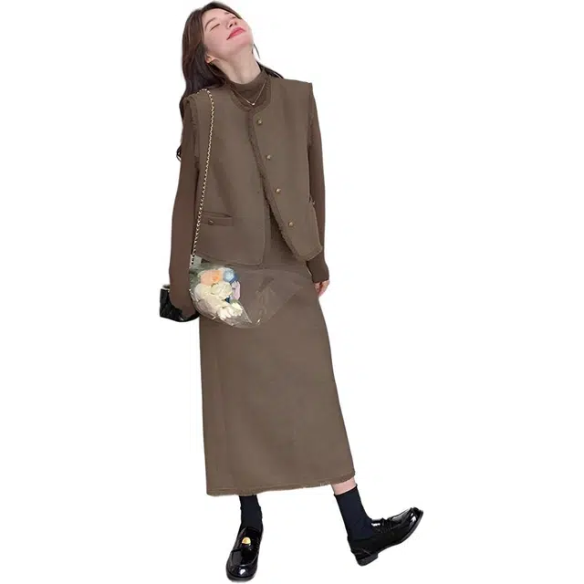 囍鱼少女 高级感气质小香风裙女秋季打底衫马甲半身裙三件套裙装套装 女款