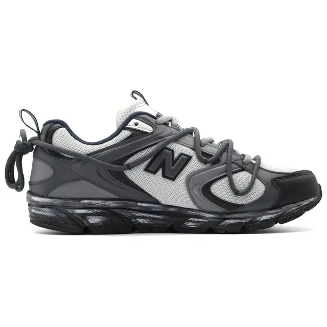 New Balance 408