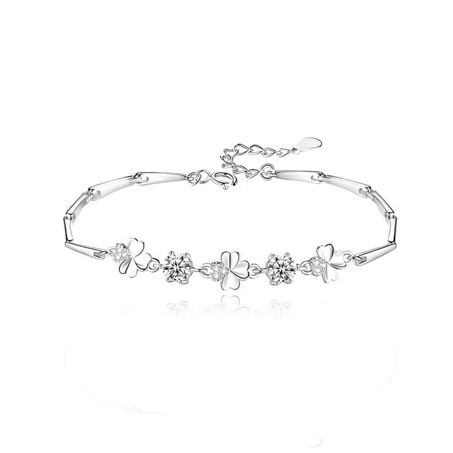 眰恦 灵动四叶草 小众轻奢高级感 小清新森系 简约个性#好运 琉璃 玉石手链 女款