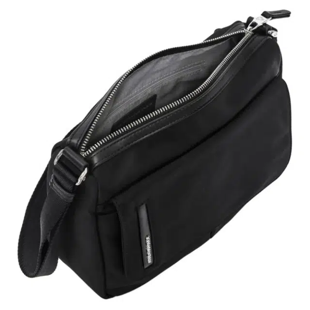 Mandarina Duck Hunter