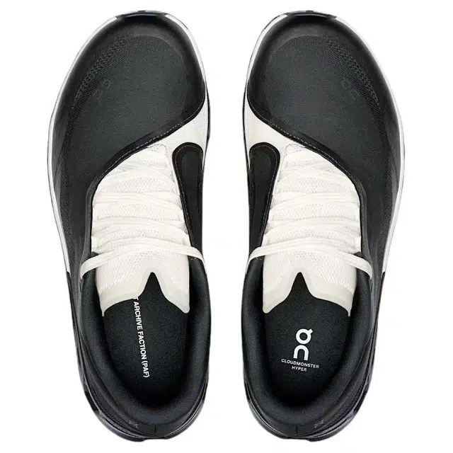 POST ARCHIVE FACTION x On Cloudmonster Hyper