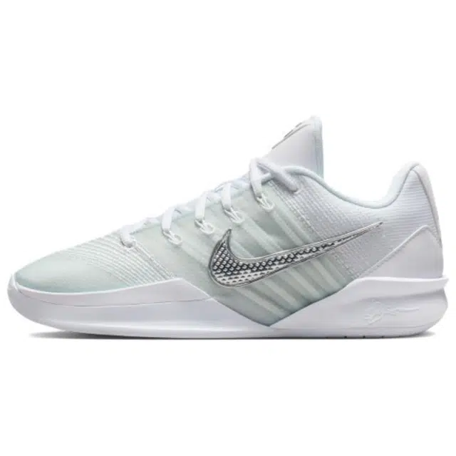 Nike Sabrina 3