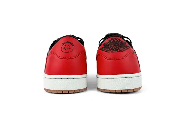 Travis Scott x Air Jordan 1 Low