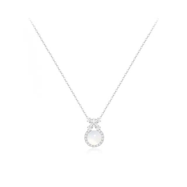 【幸运四叶草】 雅谷 在逃公主 甜美蝴蝶结 新中式国潮可爱气质可调节锁骨链 甜心满钻 小众百搭礼盒表白 玉髓 项链 女款