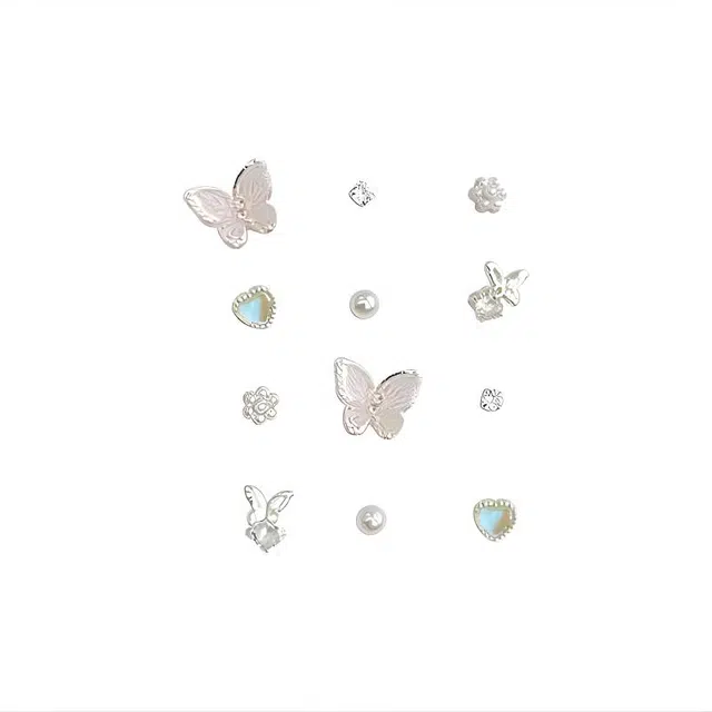 【梦幻星蝶】 极昼 小众精致高级感设计 时尚百搭通勤 甜酷粉色系立体镂空不规则熔岩蝴蝶四芒星流苏套装耳饰 合金 耳钉 男女同款情侣款