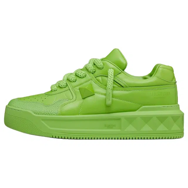 Valentino One Stud