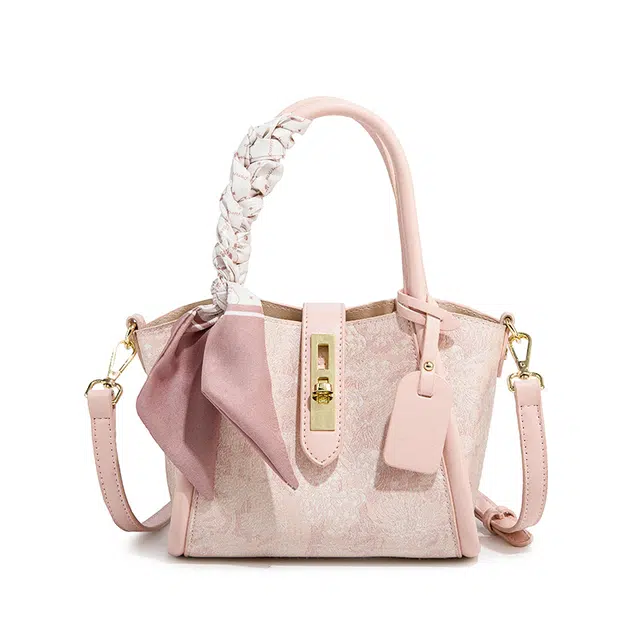 MACKJANICE Embroidered Tote