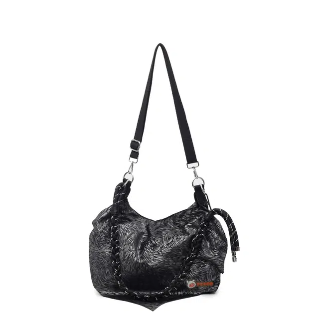 小猪班纳 大容量百搭通勤 布 单肩包 常规 女款 多色