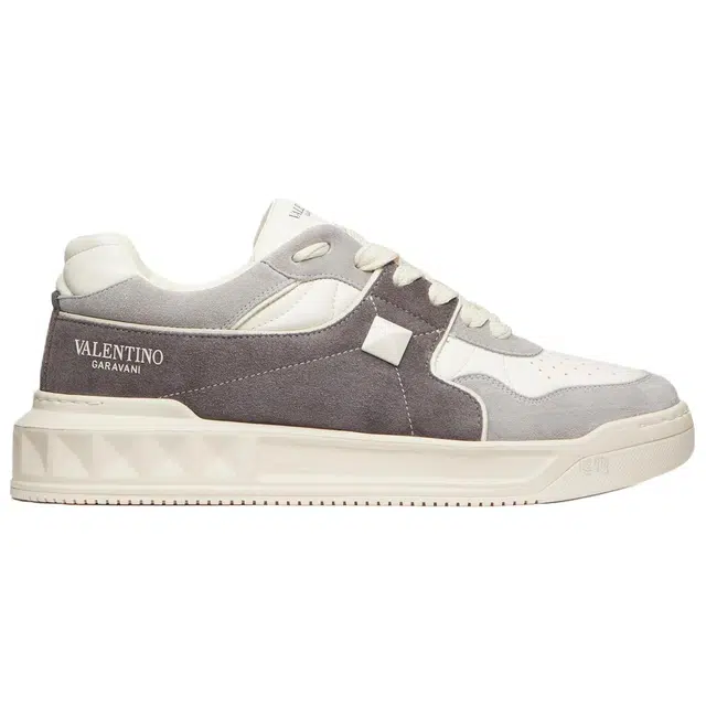 Valentino One Stud