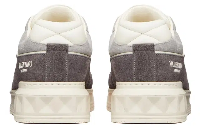 Valentino One Stud