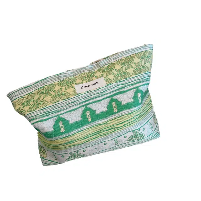 顽顽绿色茶歇提花布艺化妆包旅行收纳袋女手拿包防尘包