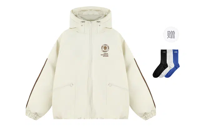 港仔文艺男 美式复古字母徽章刺绣设计条纹经典三条杠拉链口袋可调节帽檐加厚保暖锁温防寒插肩上衣舒适百搭简约宽松潮流棉服 男女同款