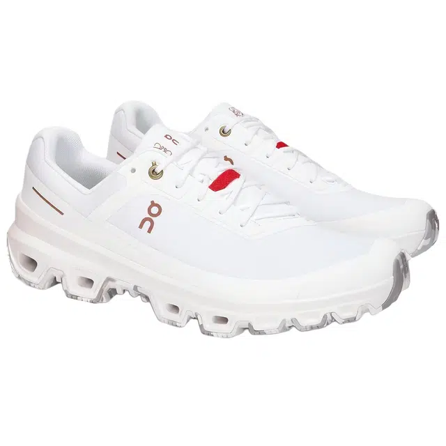 On x LOEWE Cloudventure