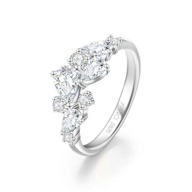 FANCI Wisteria Mobius Ring