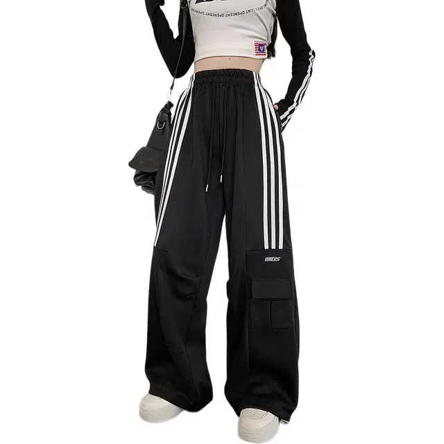 沐晓欣 美式三条杠运动裤秋季宽松多口袋阔腿工装卫裤 休闲裤 女款