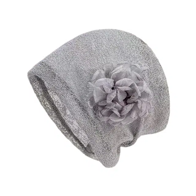 MUSTKOO Retro Rose Knit Beanie