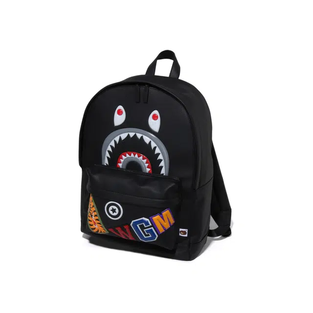 A BATHING APE