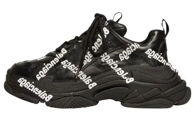 Balenciaga Triple S