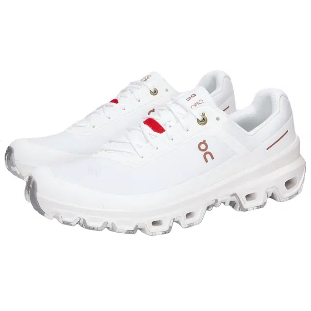 On x LOEWE Cloudventure