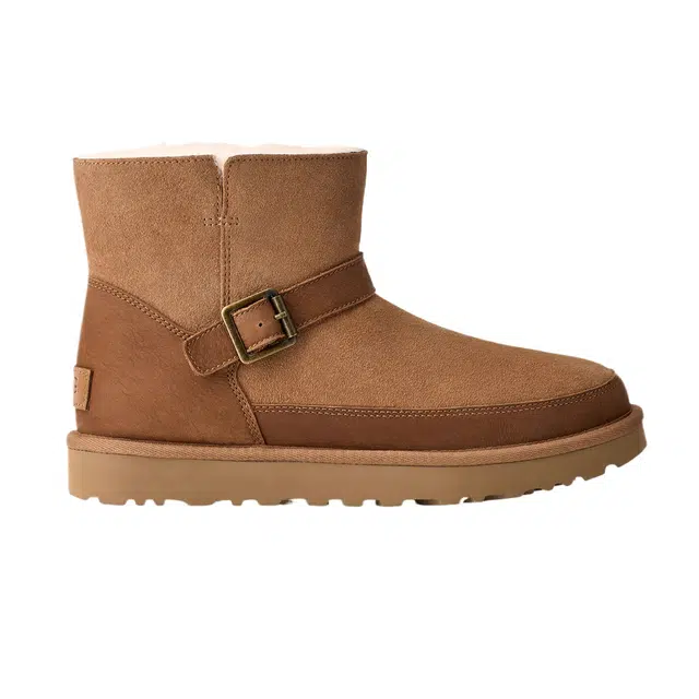 UGG Classic Novelty