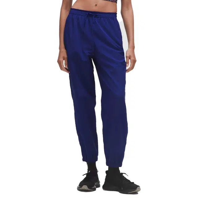 lululemon License to Train