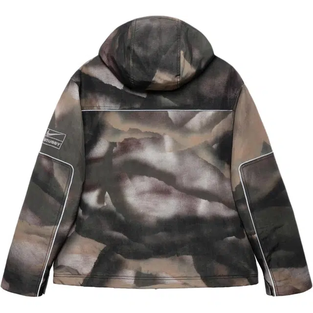 Stussy x Nike FW25 PRIMALOFT UTILITY JACKET logo