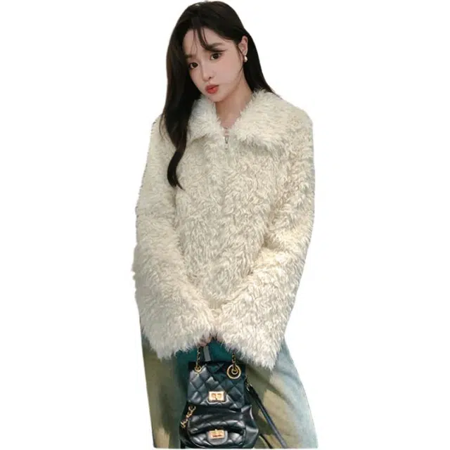 荟萃阁 高级感羊羔毛短款加厚毛茸茸绒感外套 女款