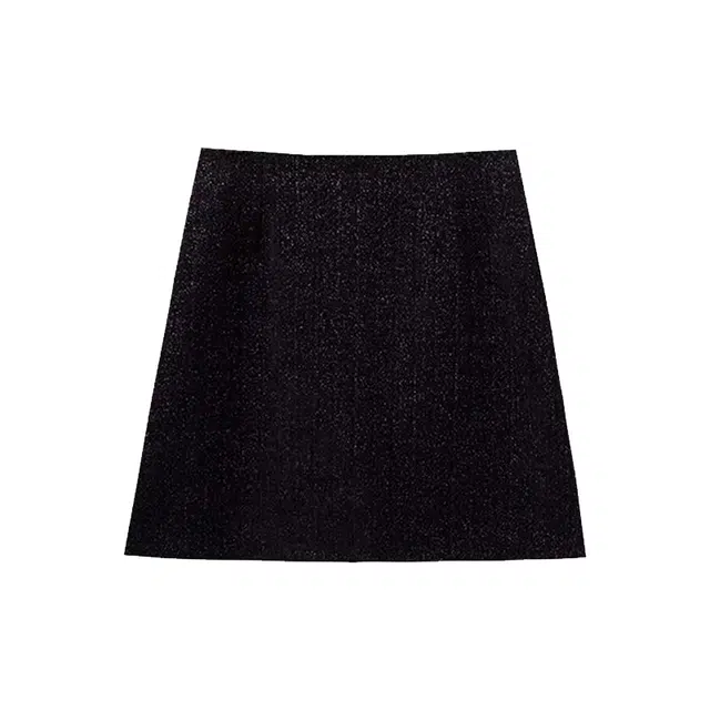 沐晓欣 宽松适中高腰包臀休闲短裙 女款