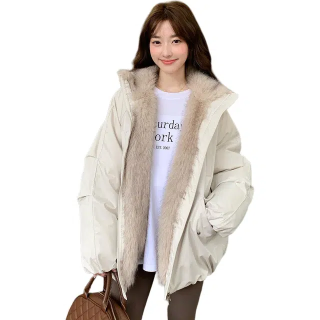 思蓓儿 接毛领花苞派克服派克风外套棉服 女款