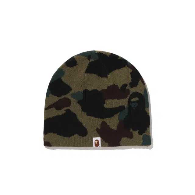 A BATHING APE Logo