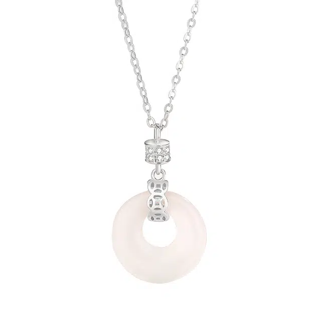 老庙 平安扣 寓意事事圆满平安 精致新中式清冷感高级显白吸睛设计时尚经典简约 百搭显贵气质 可调节锁骨链 玉髓 项链 女款