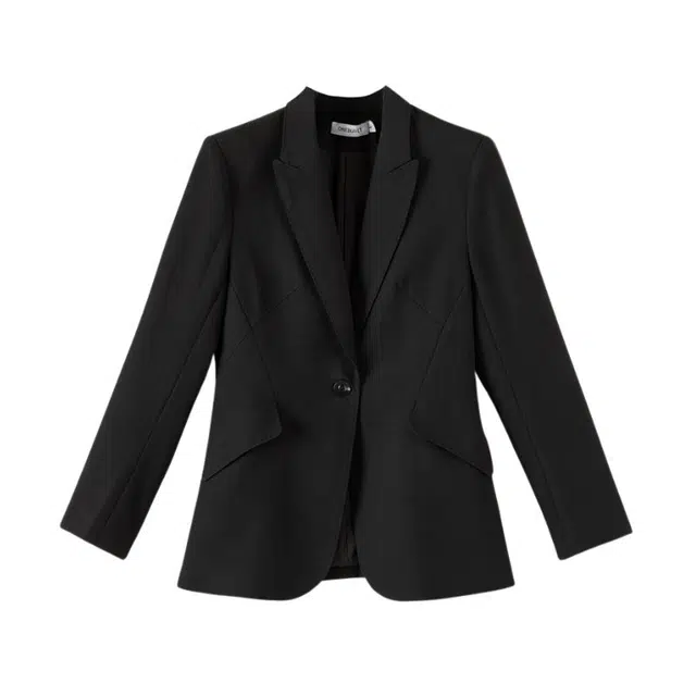 晚白 一粒扣设计版型挺括修身有里衬，西装 女款