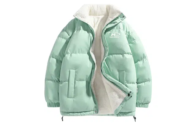 木林森 经典百搭纯色简约基础款羊羔绒棉衣防风门襟聚热保暖抗寒防冻个性字母印花加绒加厚立领棉服外套 男女同款