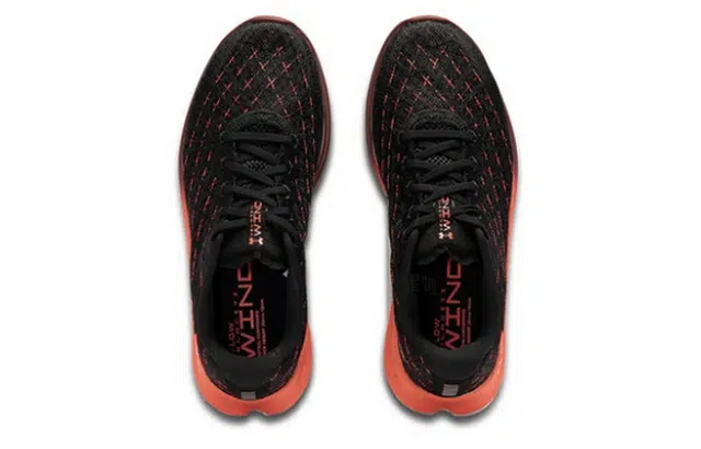 Under Armour Flow Velociti Wind CLS CN