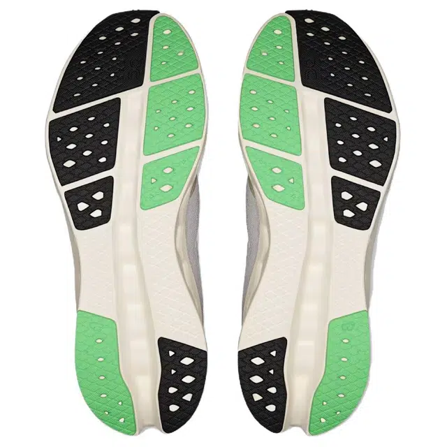 On Cloudsurfer 2 Wide