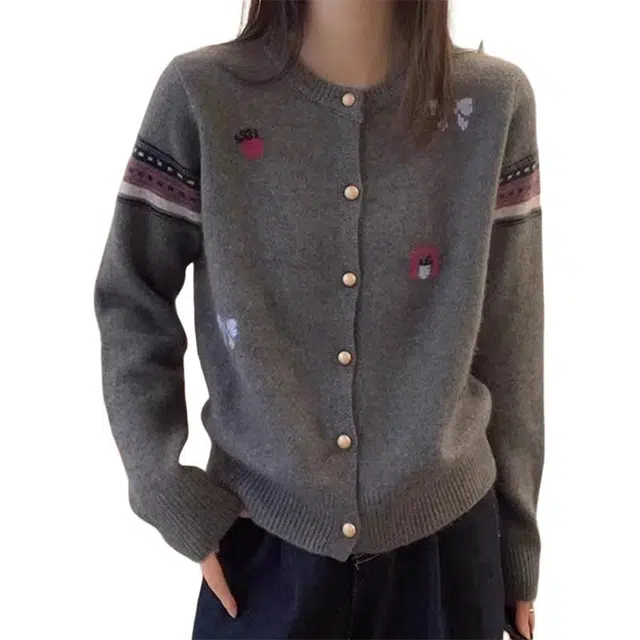 丝絮丝绸 秋冬季软糯高级感时尚宽松舒适减龄百搭上衣针织衫 女款